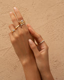 Alma -Anello Snake Oval Cut